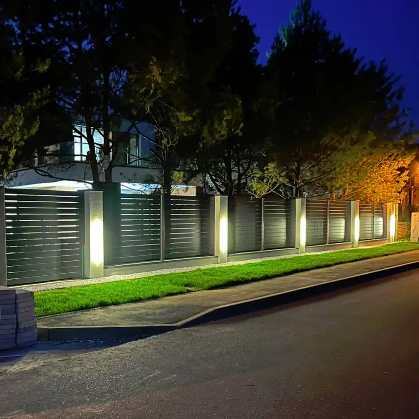 Фото 5 забор ранчо планкен 7024 Серый Графит с подсветкой