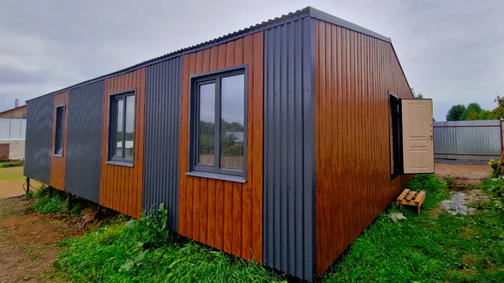 Фото 1 металлосайдинг Евро-Брус под брус Кедр Темный 3D SteelArt